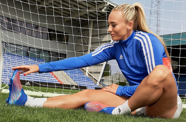 Toni Duggan, Adidas