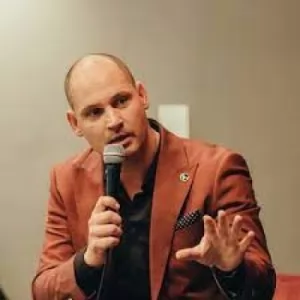 Saša Tenodi